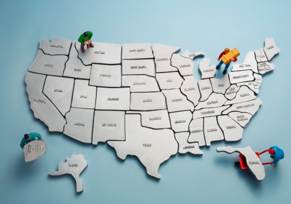 puzzle of US states with toy builders for Wonder Voyage blog about Christian pilgrimage trips in the USAabout