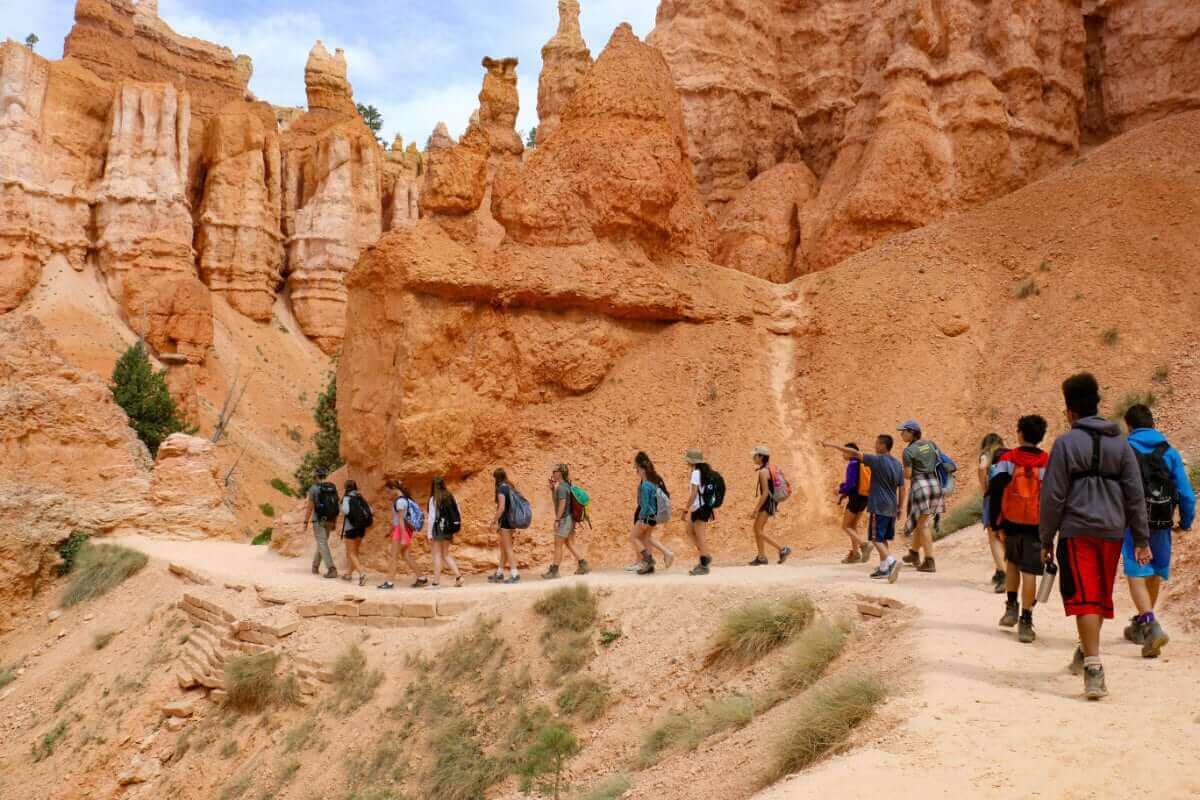 educational-expeditions-hiking educational-expeditions-hiking